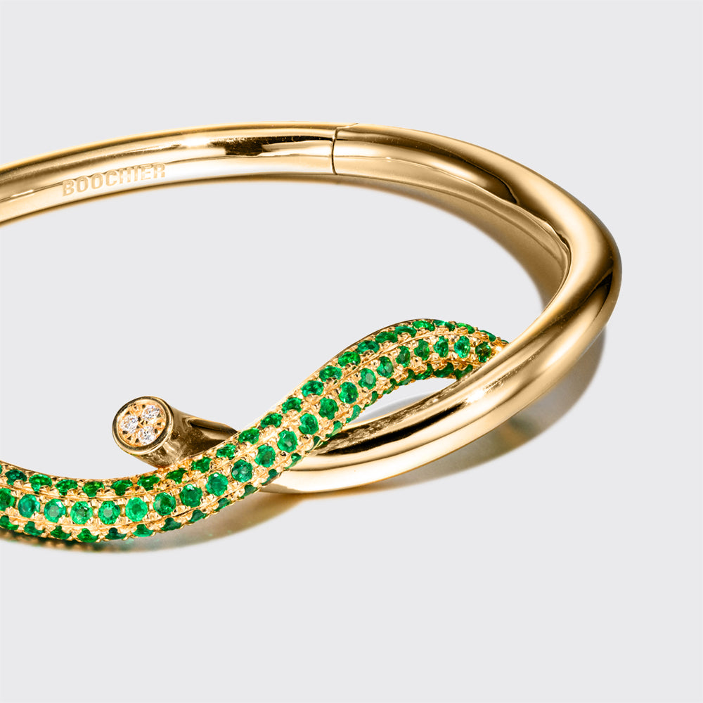 YELLOW GOLD HALF EMERALD TIES BANGLE