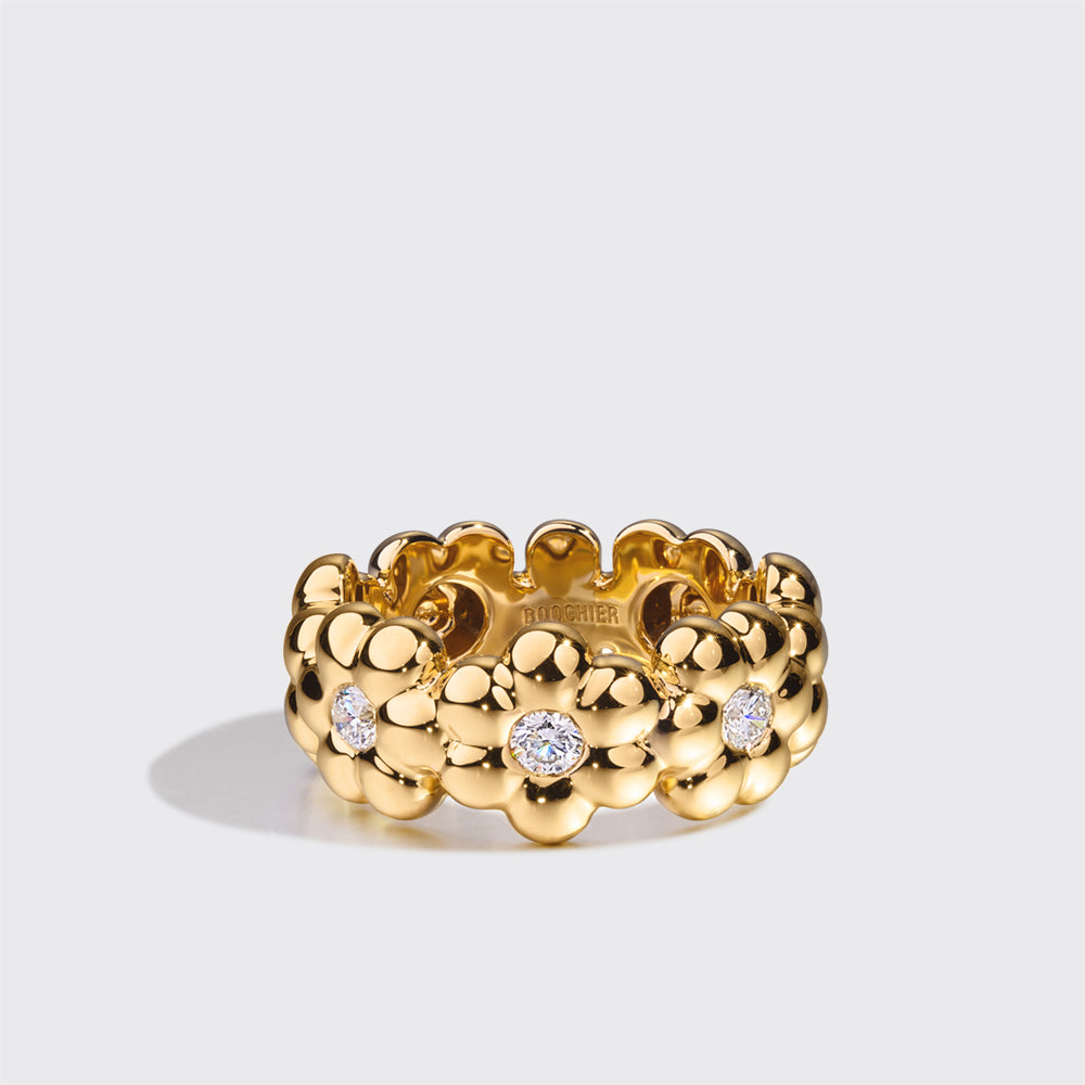 Puff Rib Ring YELLOW GOLD DIAMOND FLOWER PUFF RING – Boochier